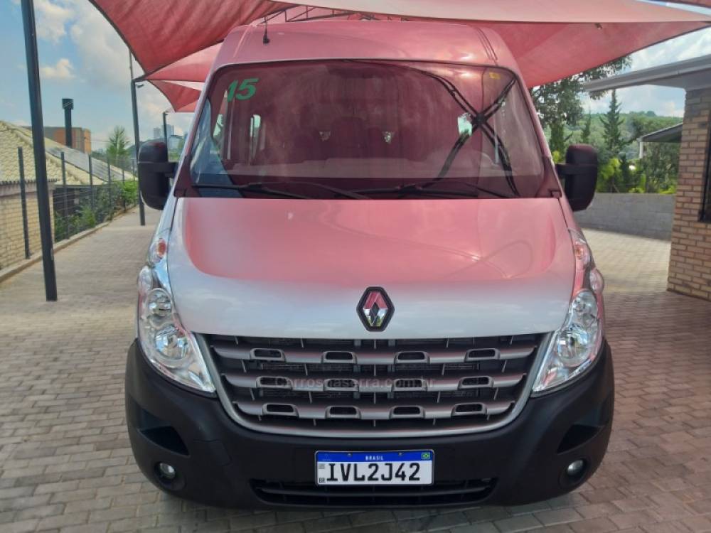 RENAULT - MASTER - 2014/2015 - Prata - Sob Consulta