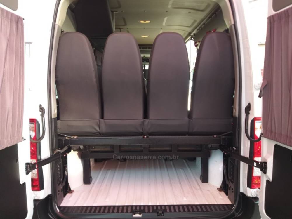 RENAULT - MASTER - 2013/2014 - Branca - Sob Consulta