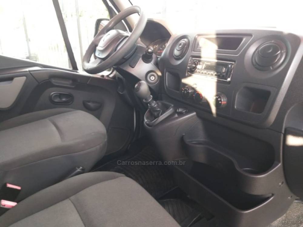 RENAULT - MASTER - 2013/2014 - Branca - Sob Consulta