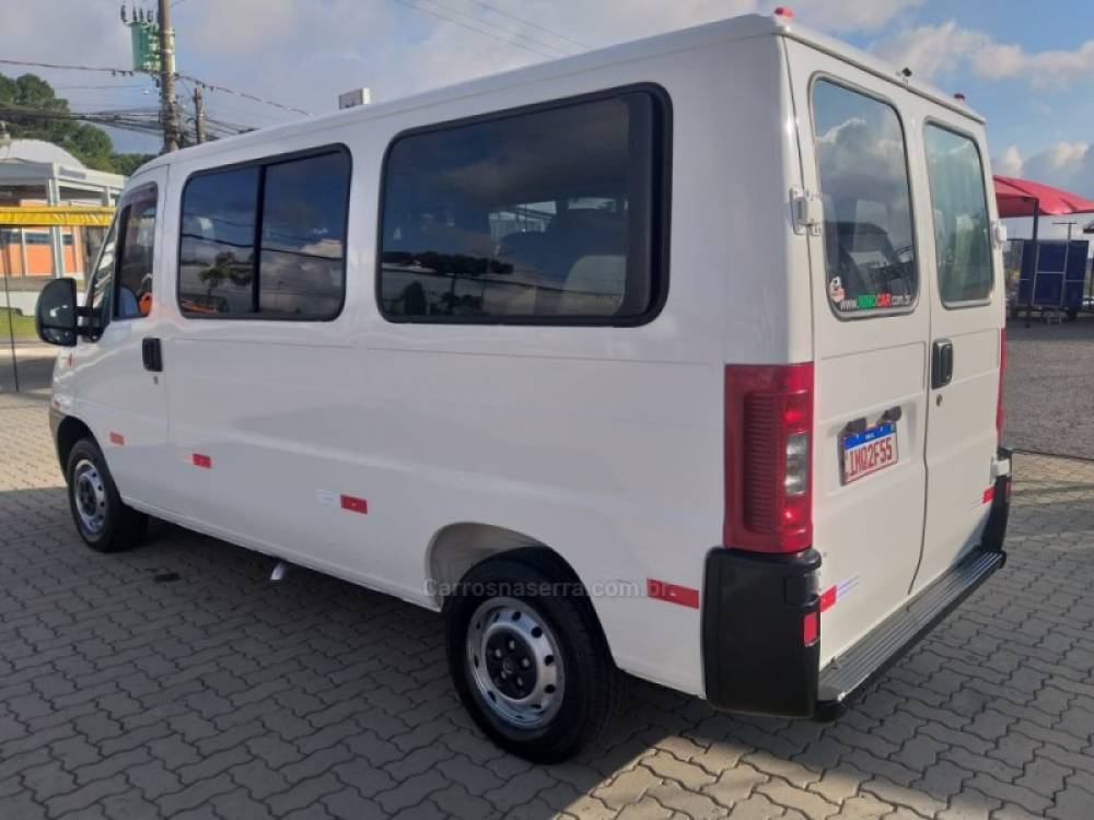 FIAT - DUCATO - 2005/2006 - Branca - Sob Consulta