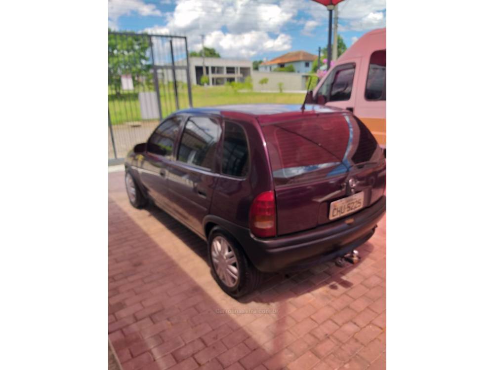CHEVROLET - CORSA - 1997/1997 - Roxa - R$ 16.500,00