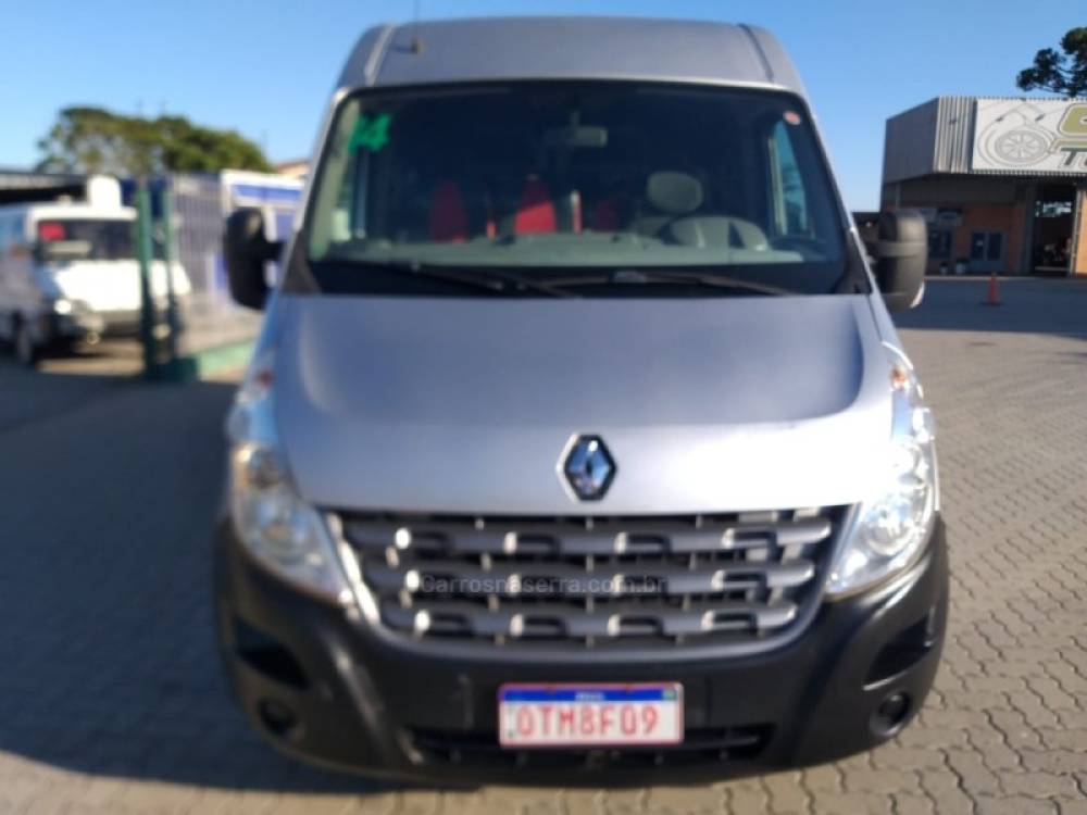 RENAULT - MASTER - 2013/2014 - Prata - Sob Consulta
