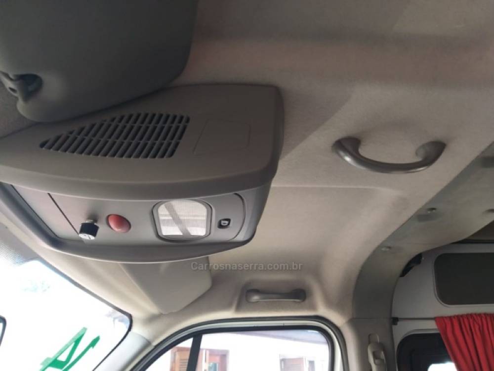 RENAULT - MASTER - 2013/2014 - Branca - Sob Consulta