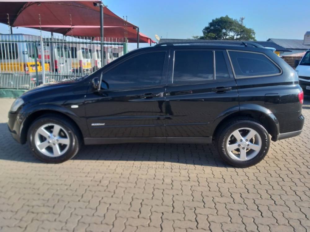 SSANGYONG - KYRON - 2011/2011 - Preta - R$ 36.500,00