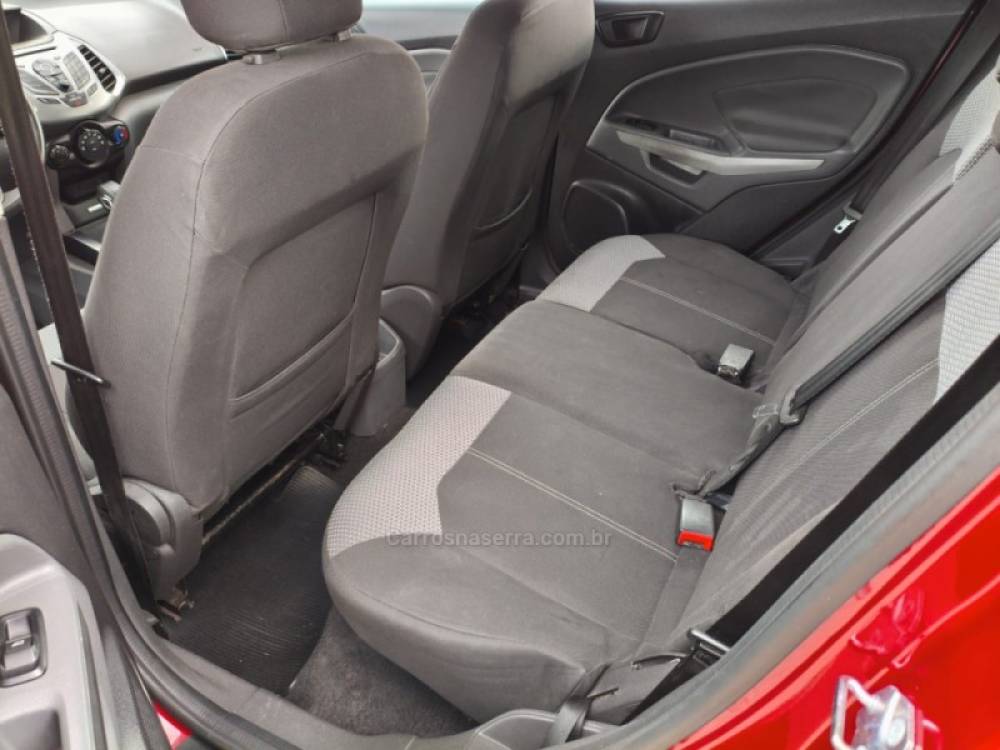 FORD - ECOSPORT - 2016/2017 - Vermelha - R$ 59.800,00
