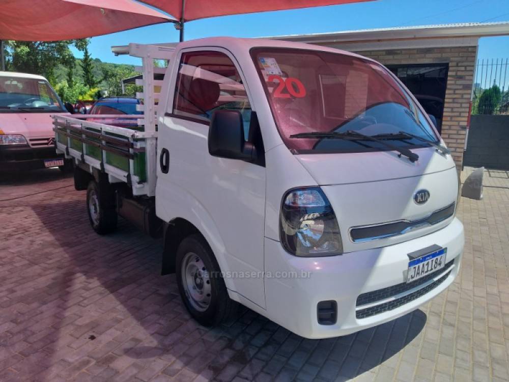 KIA MOTORS - BONGO - 2019/2020 - Branca - R$ 128.000,00