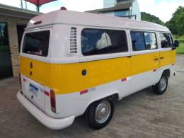 VOLKSWAGEN - KOMBI - 2013/2014 - Branca - Sob Consulta