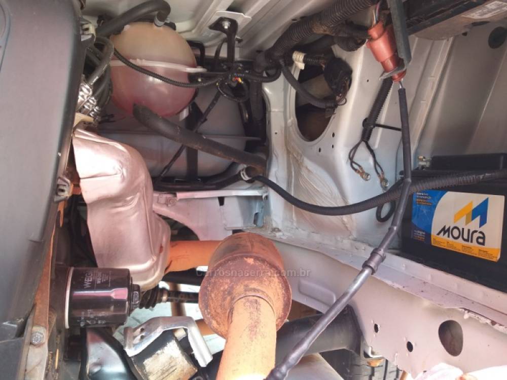 VOLKSWAGEN - KOMBI - 2013/2014 - Branca - Sob Consulta