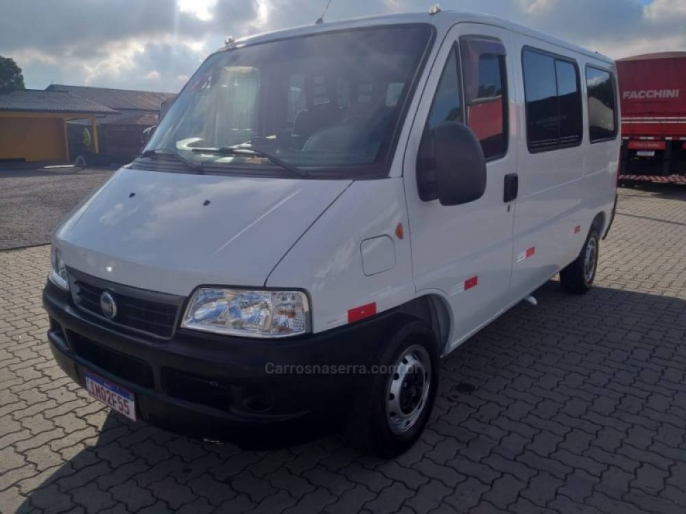 FIAT - DUCATO - 2005/2006 - Branca - Sob Consulta