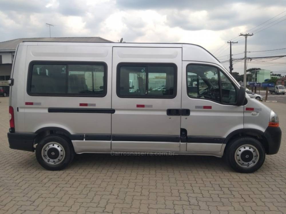 RENAULT - MASTER - 2011/2011 - Prata - Sob Consulta