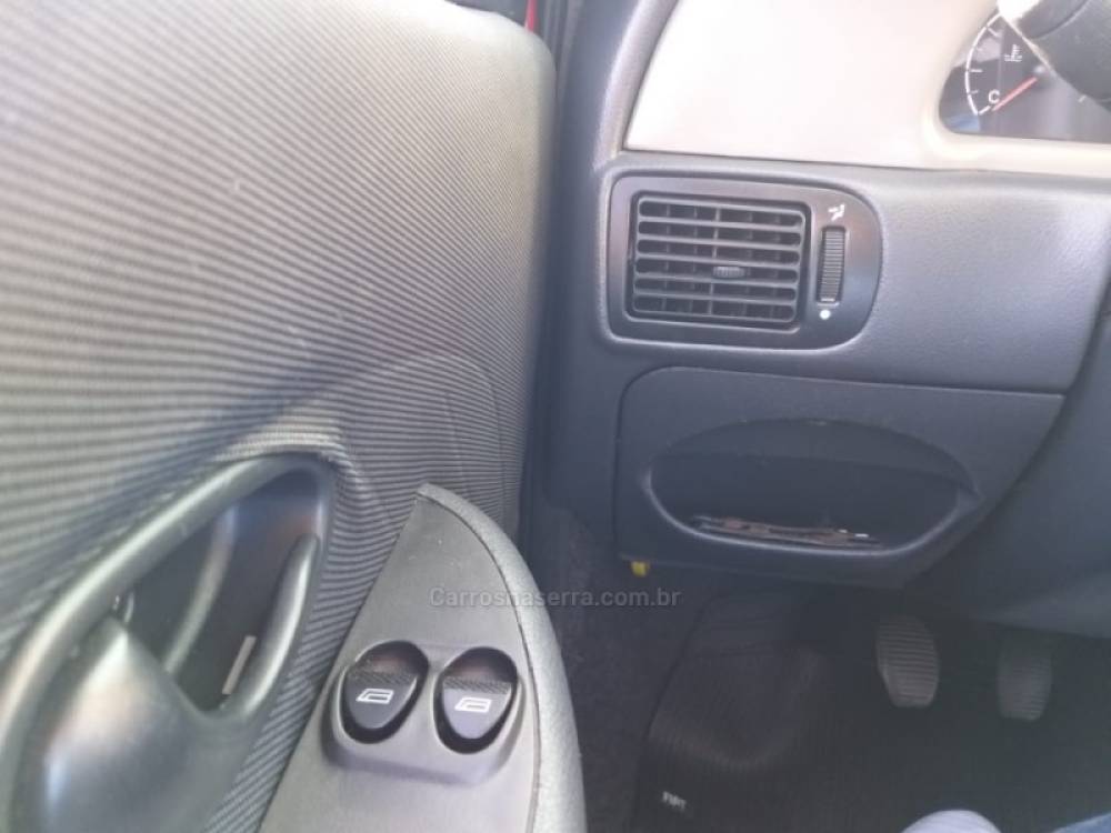 FIAT - SIENA - 2008/2008 - Vermelha - R$ 21.500,00