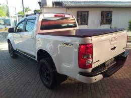 CHEVROLET - S10 - 2015/2015 - Branca - R$ 102.800,00
