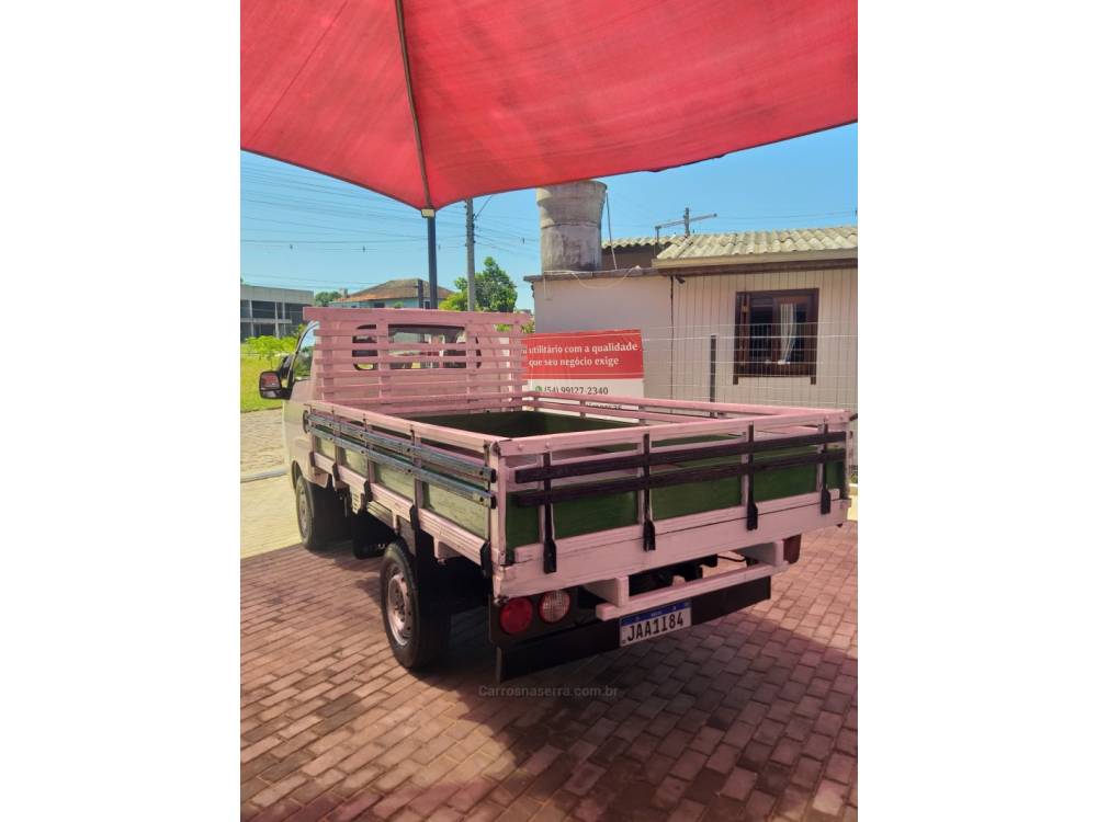 KIA MOTORS - BONGO - 2019/2020 - Branca - R$ 128.000,00