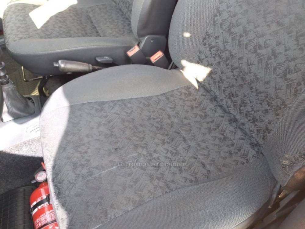 FIAT - SIENA - 2008/2008 - Vermelha - R$ 21.500,00