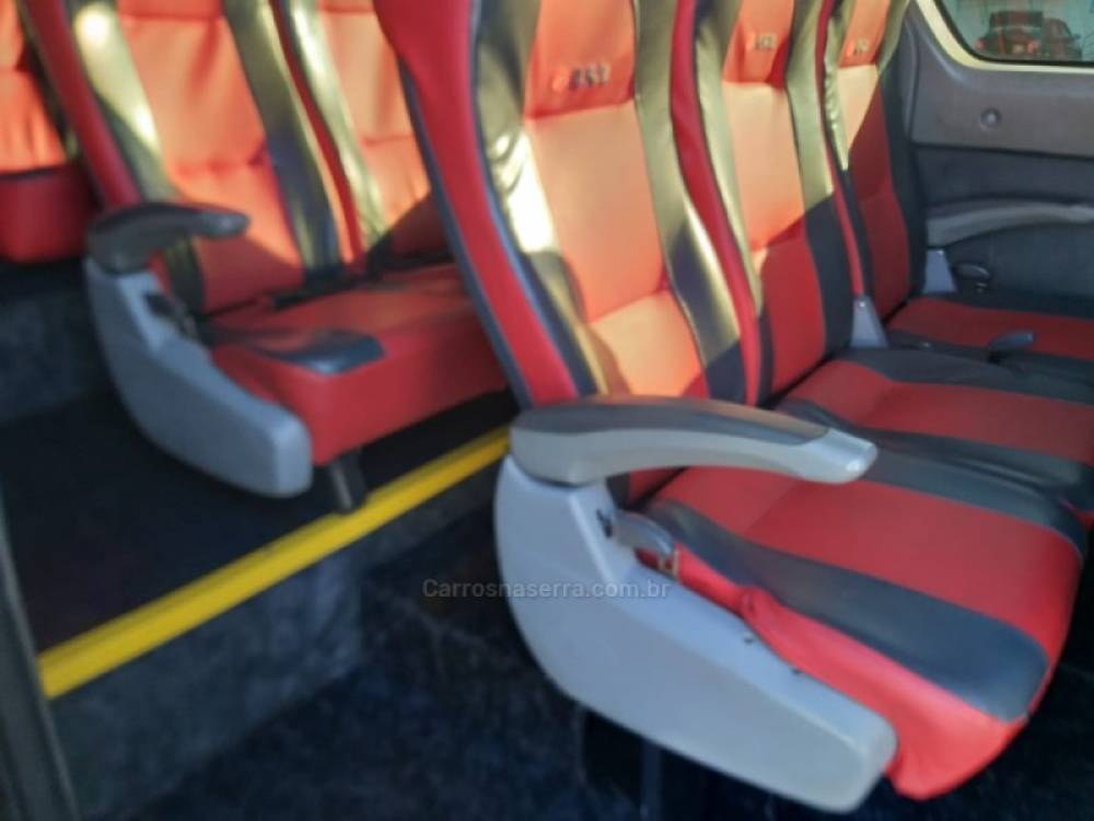 RENAULT - MASTER - 2013/2014 - Prata - Sob Consulta