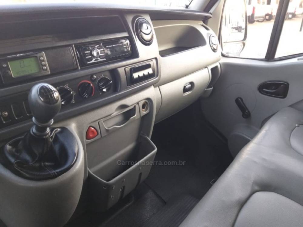 RENAULT - MASTER - 2009/2010 - Prata - Sob Consulta