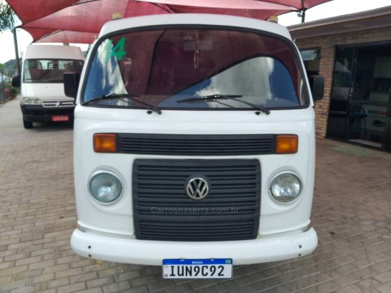 VOLKSWAGEN - KOMBI - 2013/2014 - Branca - Sob Consulta