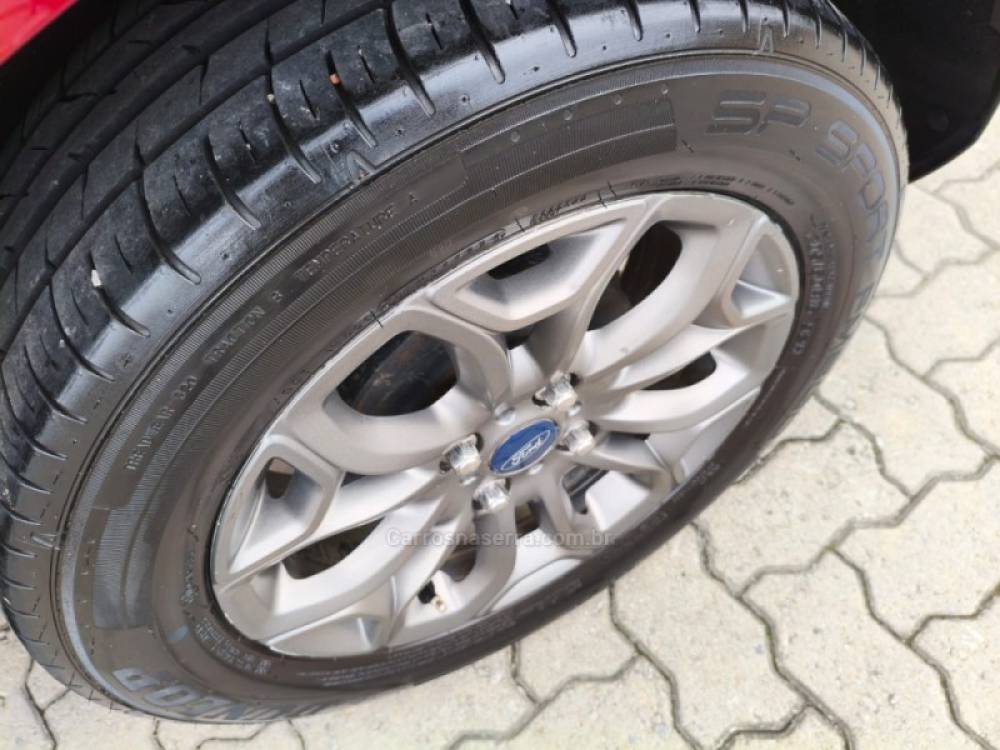 FORD - ECOSPORT - 2016/2017 - Vermelha - R$ 59.800,00